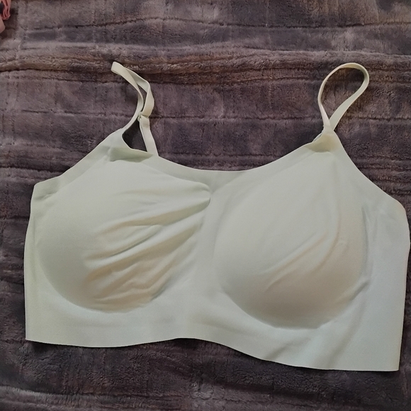 Eby Seamless Mint Green Bralette Size XL - Picture 1 of 3